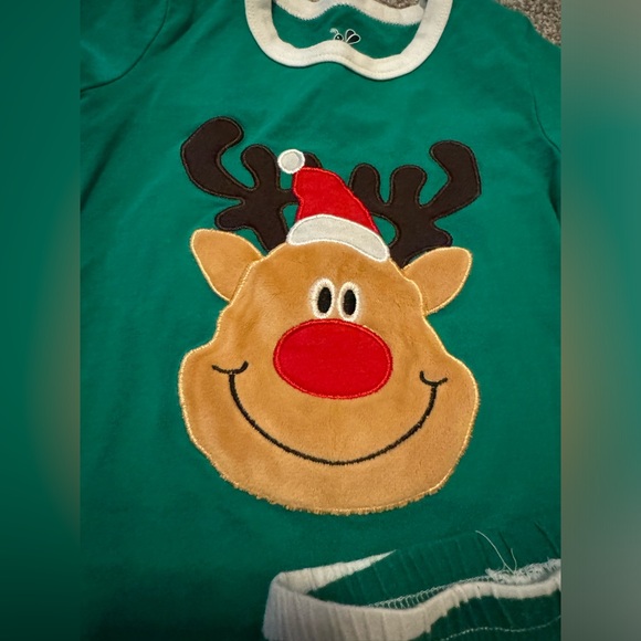 Coral Bee Reindeer Pajamas PJ Jammies set 2T Green stripe Christmas Toddler Boy - Picture 2 of 10
